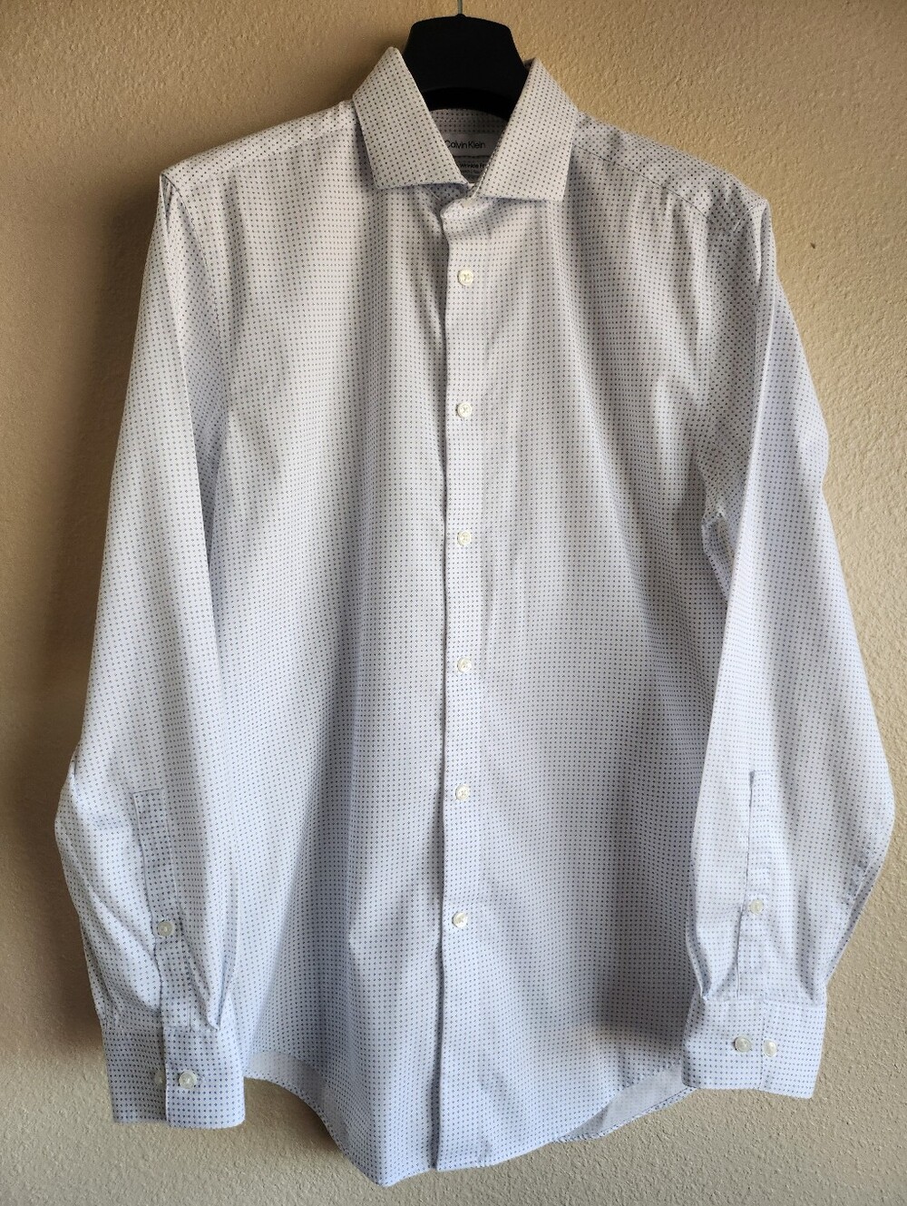 Calvin Klein Infinite Wrinkle Free Slim Fit Dress Shirt Men’s M 15.5 32/33